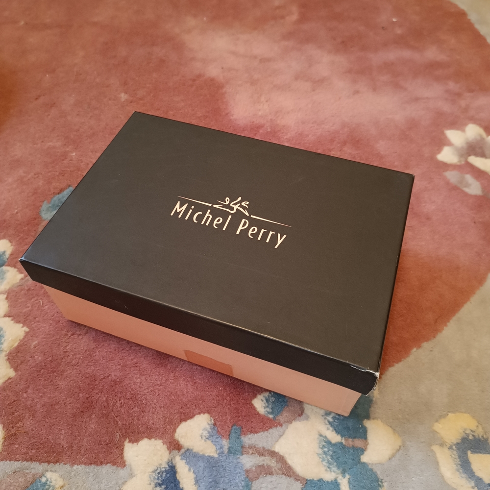 NEW IN BOX +DUSTBAG MICHEL PERRY SNAKESKIN PUMPS - Picture 7 of 8